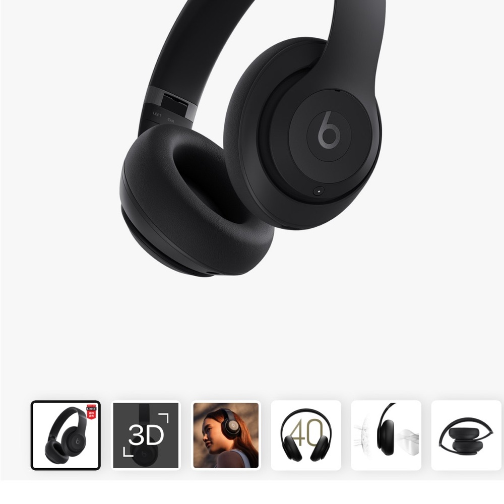 Studio Beats Pro - Beats by Dre Black Over-Ear Headphones